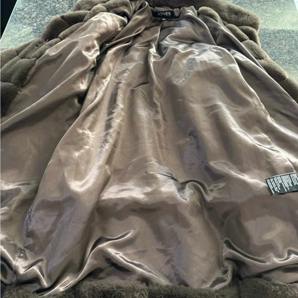 Jones New‎ York Women's Faux Fur Jacket Taupe Size S Coat. NWOT Trench teddy